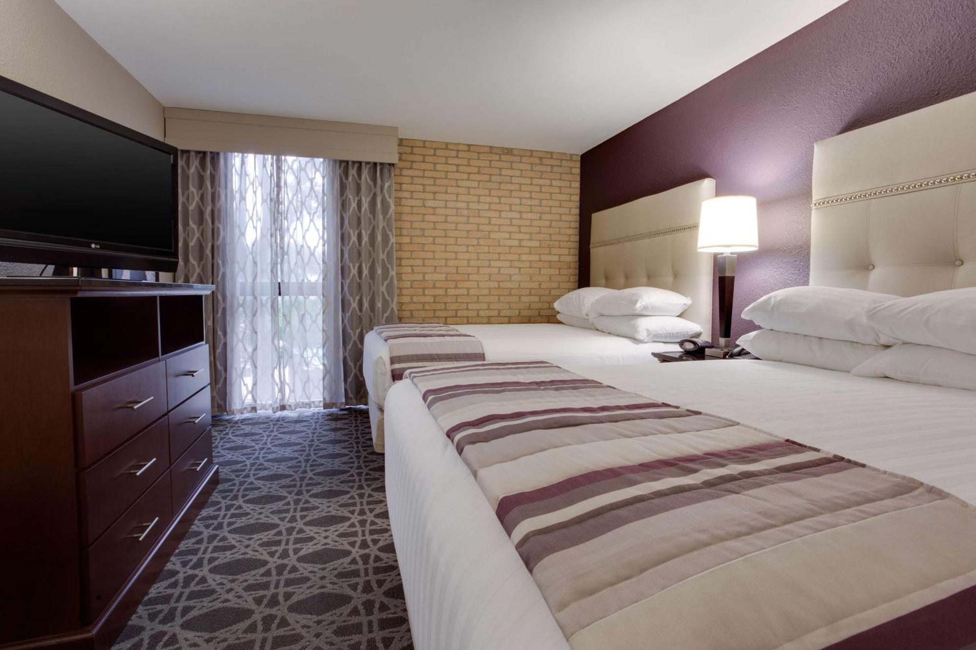 Drury Plaza Hotel San Antonio Airport Ngoại thất bức ảnh