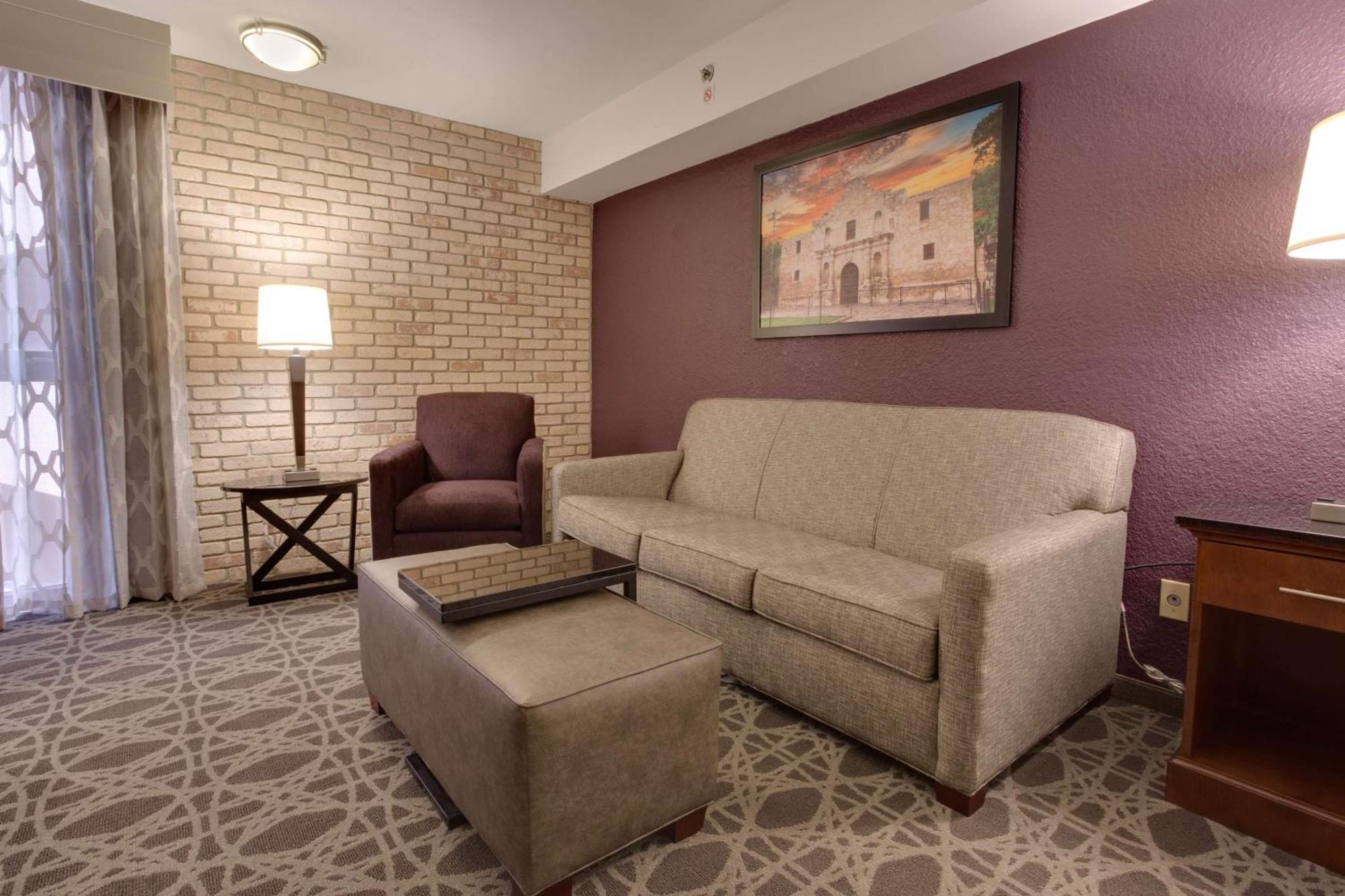 Drury Plaza Hotel San Antonio Airport Ngoại thất bức ảnh